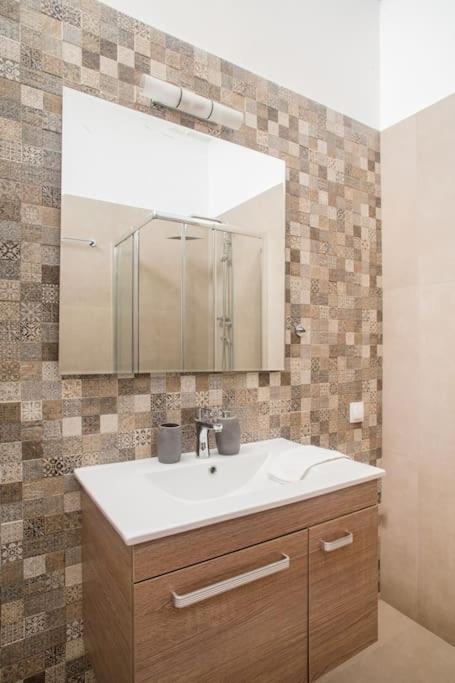 雅典Splendid Full 5Bdr/3Bath/2Kitchens Mansion In Ath公寓 外观 照片